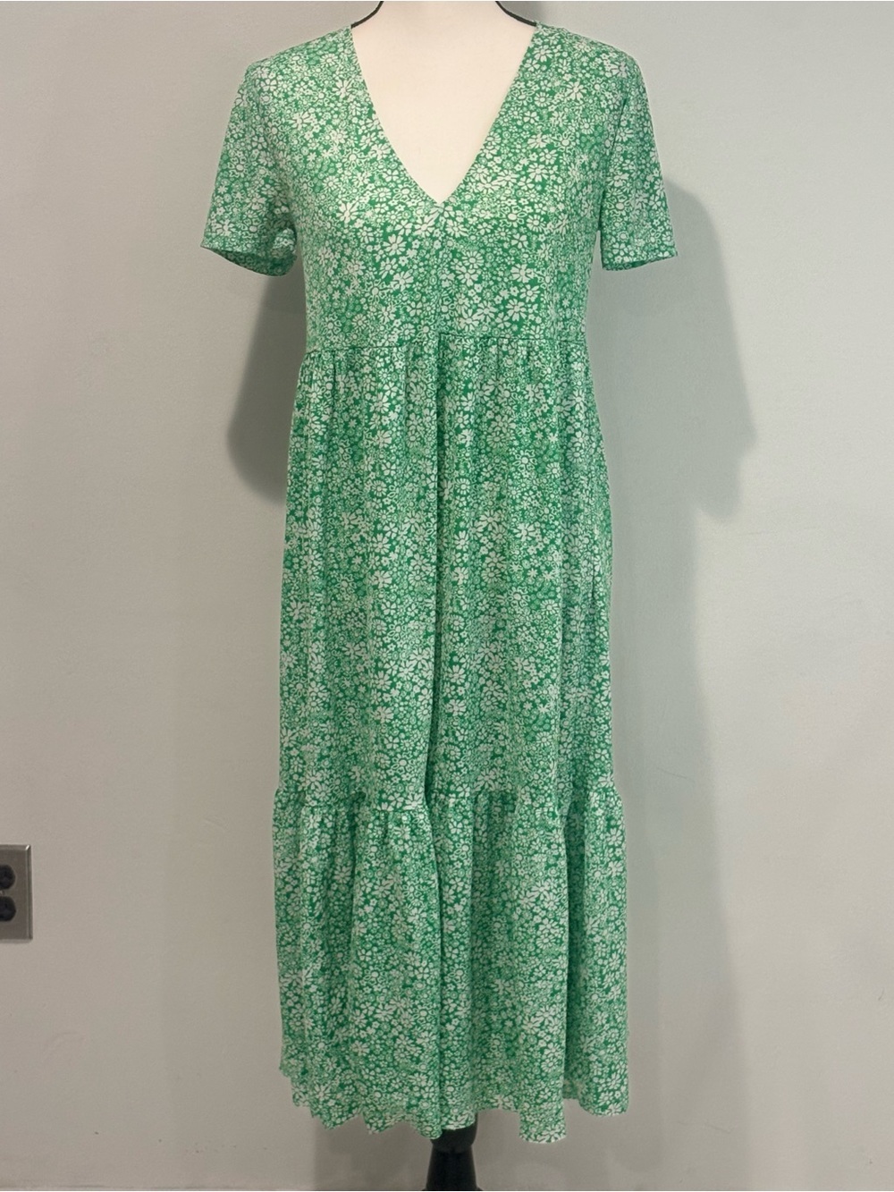 Zara Green Floral Maxi Dress V-neck Size S - Picture 2 of 7
